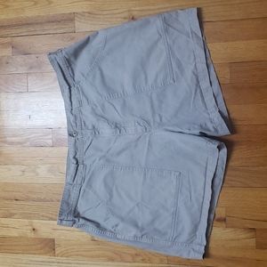 Cabela's Outdoors Men's Khaki Shorts size 44